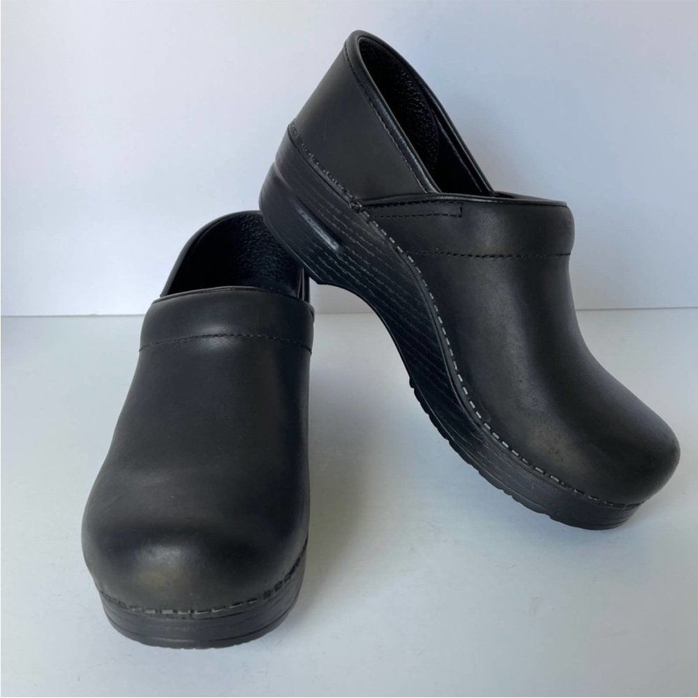 DANSKO Professional Cabrio Leather Clogs Slip on Black Size 38 or 7.5